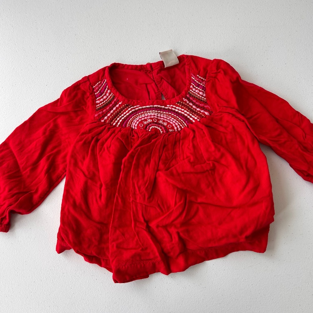 Old navy 2t red embroidered ling sleeve top